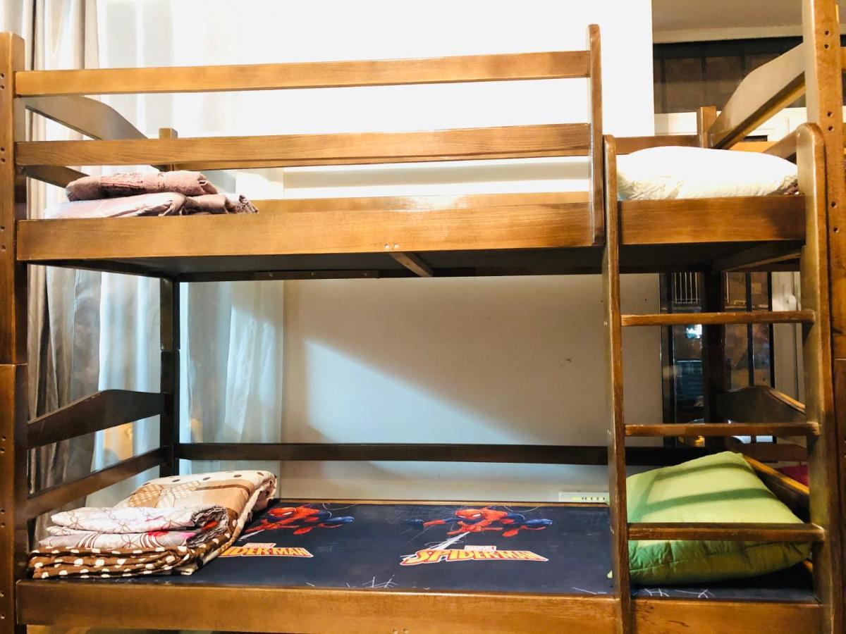 Sev Group Hostel 耶烈万 外观 照片