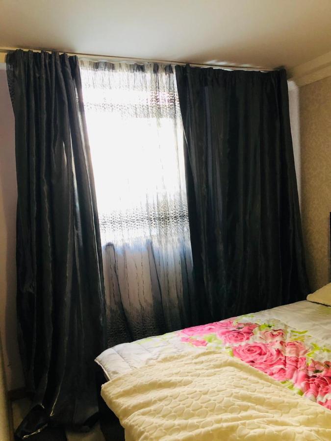 Sev Group Hostel 耶烈万 外观 照片