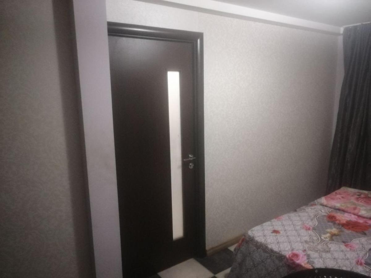 Sev Group Hostel 耶烈万 外观 照片