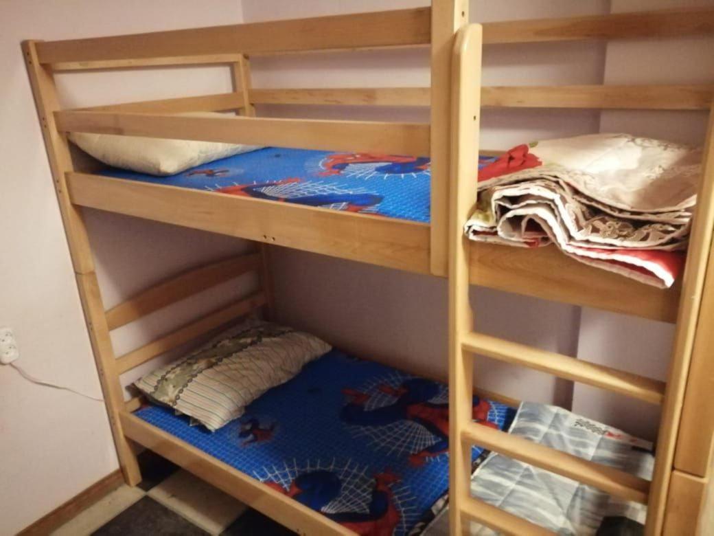 Sev Group Hostel 耶烈万 外观 照片
